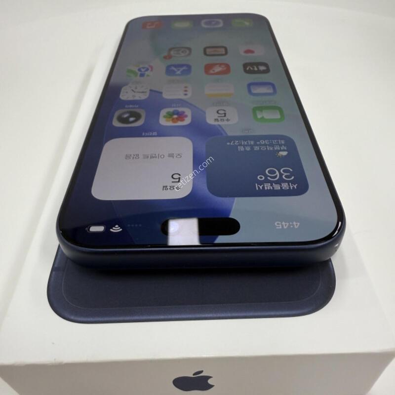 ������17���θƽ� 256GB �ڽ��� �Ǹ��մϴ�.