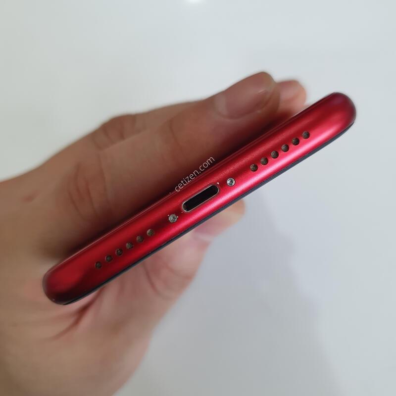 ������XR 64G ���ܻ� ���±� �߰��� �����