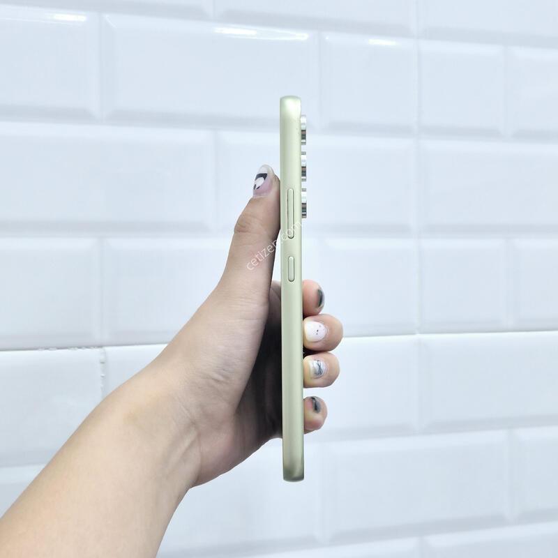 ����������4 ���� 128GB