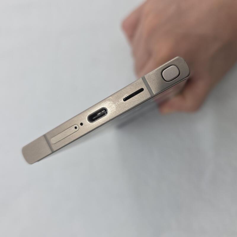 ������S24��Ʈ�� ƼŸ�� 256GB  ���������� ��뷮 ���� �̻��������Դϴ� ���⽺������