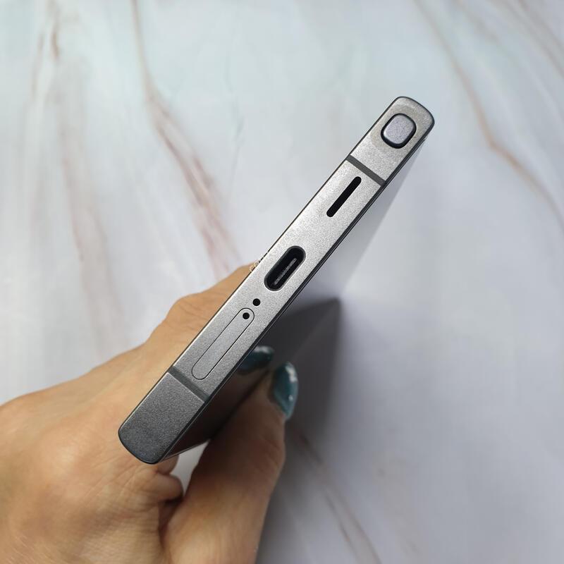 LG ������ S24��Ʈ�� ƼŸ�������� 256G S�� �Ǹ��մϴ�
