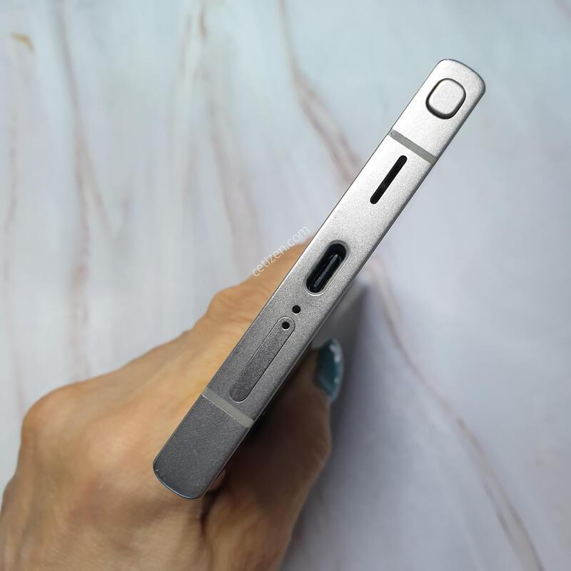 LG ������ S24��Ʈ�� ƼŸ�����ο� 256G S�� �Ǹ��մϴ�