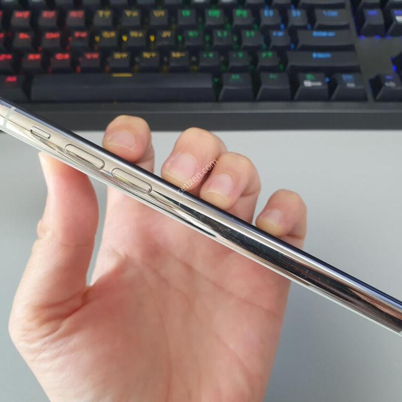 ������11 ���� / 256GB / �ǹ� / ���͸����� 91%