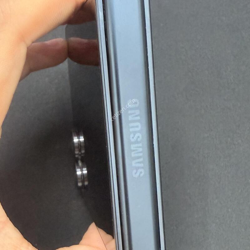 �ø�7 512GB �����÷� [ S��� ] ���̽� �� �ʸ�����