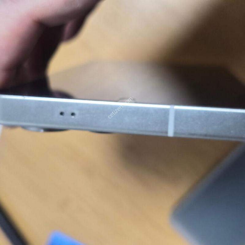 ������ S25 ��Ʈ�� 512G �˴ϴ�.