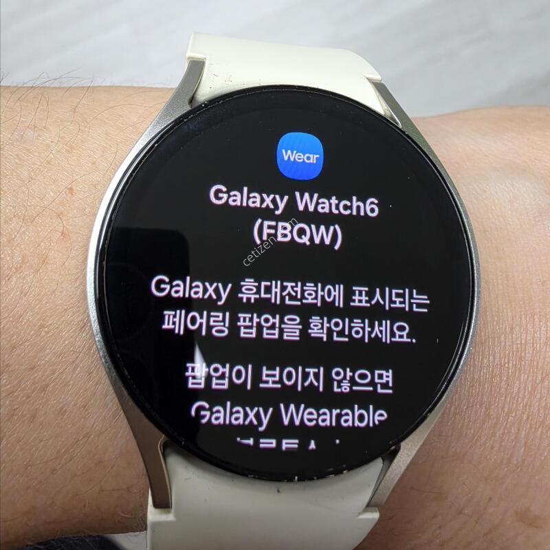 ������Z����6 512G �ǹ�������+ �����ÿ�ġ6 40mm LTE �ǹ�ũ��  �˴ϴ�.