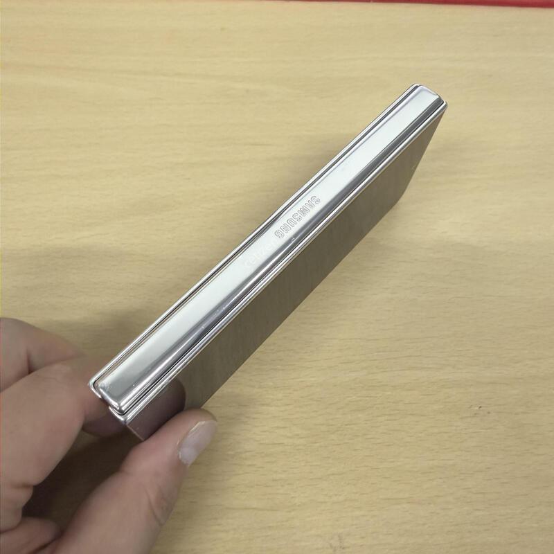 ������Z����4 ������ 512GB