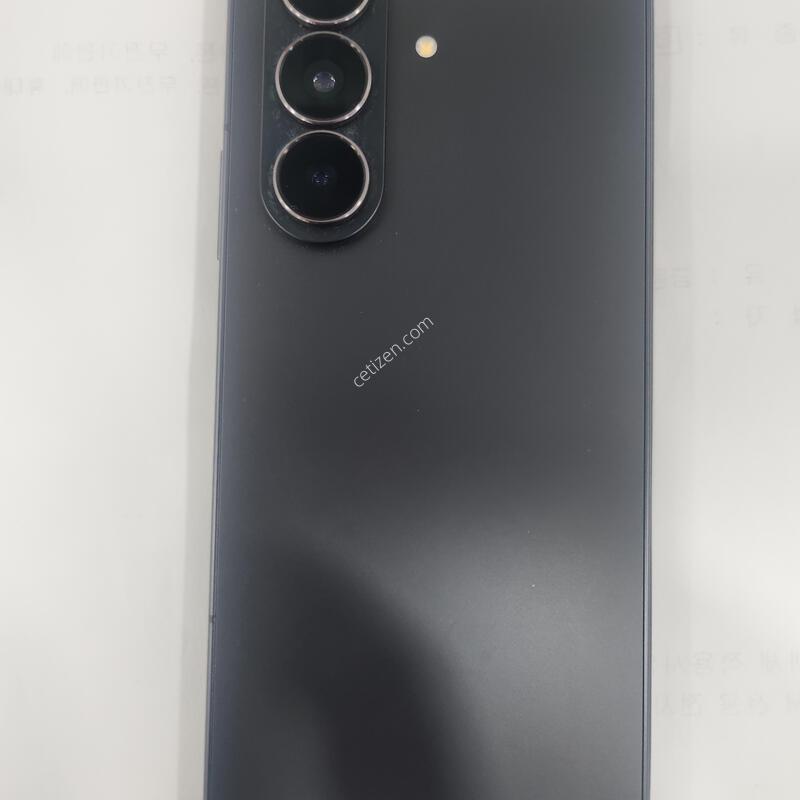 �ＺF966����512G�Ǹ�