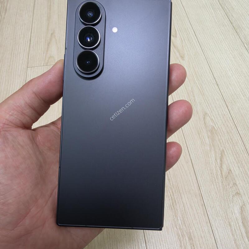 ����7 ktf 256gb ���� �Ǹ��մϴ�.