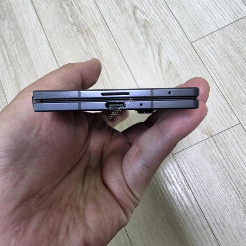 ����7 ktf 256gb ���� �Ǹ��մϴ�.