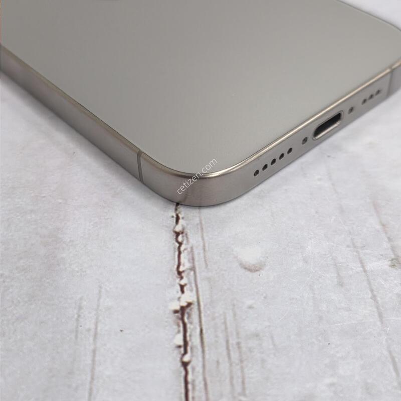 15���� 256GB