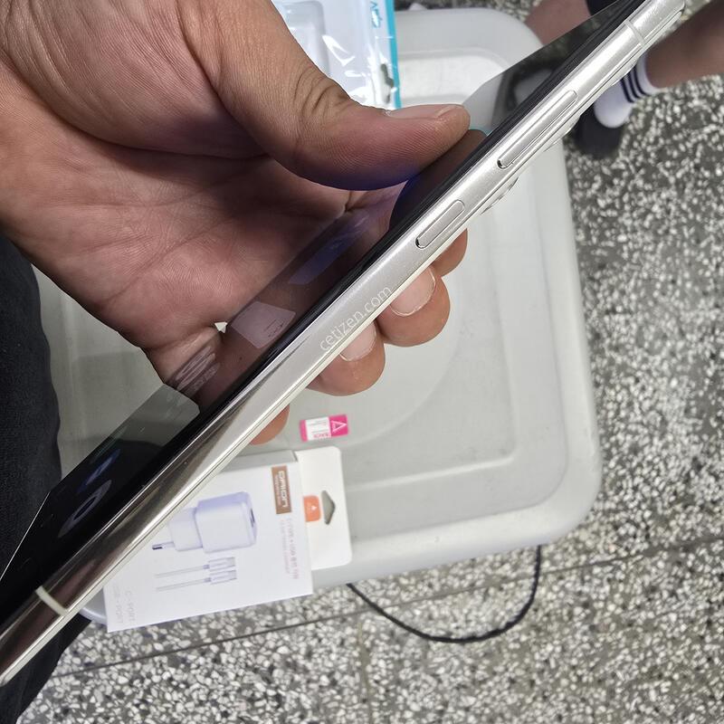 SK S23��Ʈ�� (S918) 256G ȭ��Ʈ���� ����� �˴ϴ�