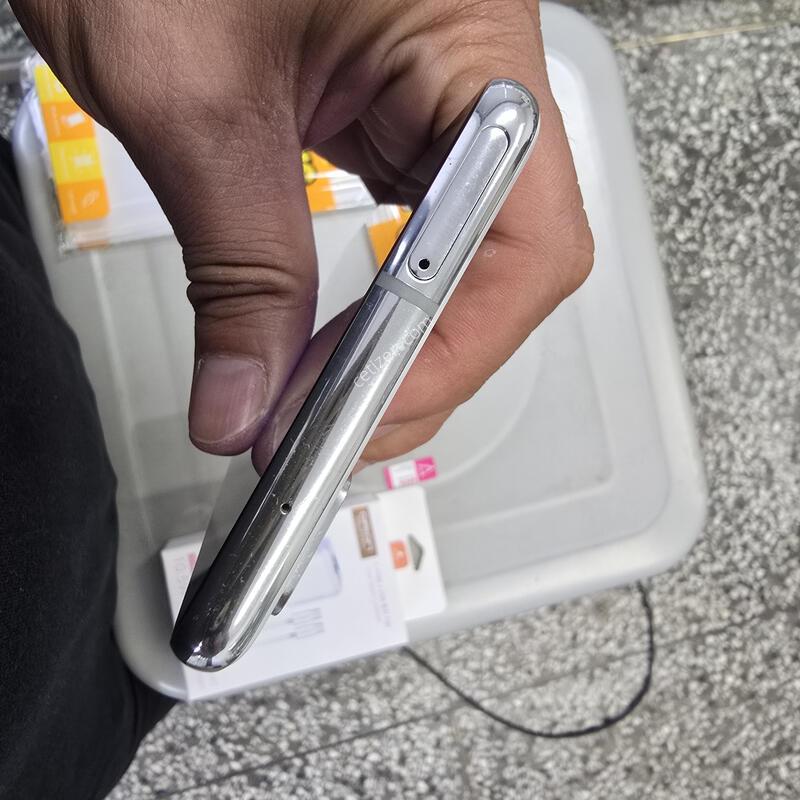 KT S20fe(G781) 128G ȭ��Ʈ���� ����� �˴ϴ�