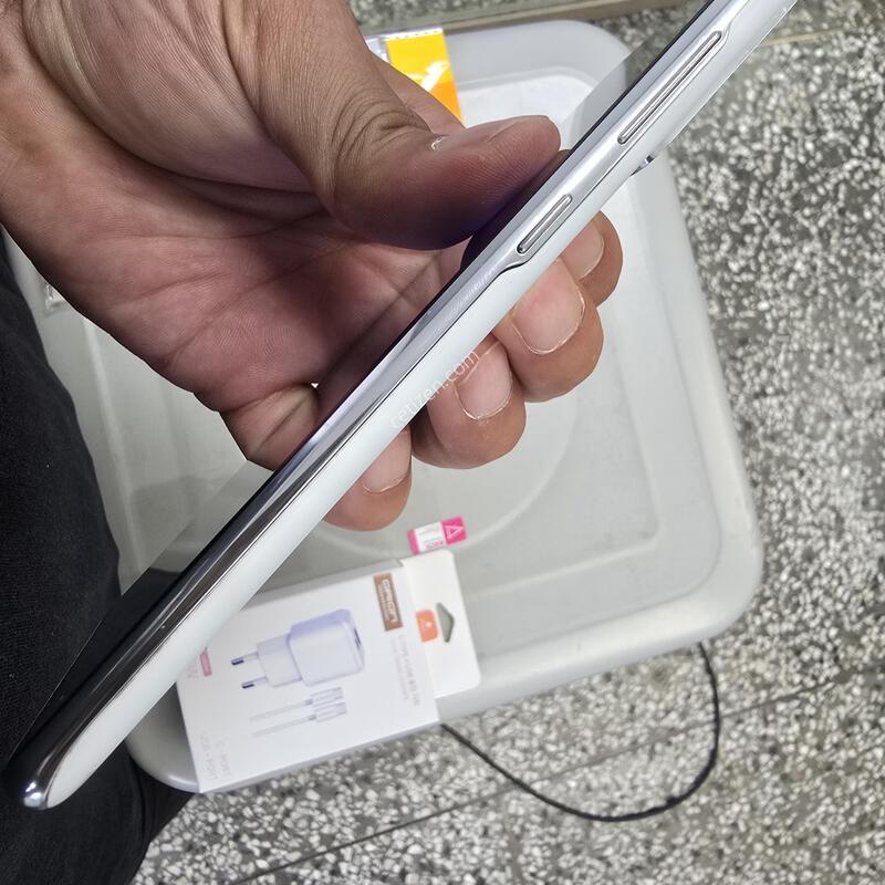 KT S20fe(G781) 128G ȭ��Ʈ���� ����� �˴ϴ�