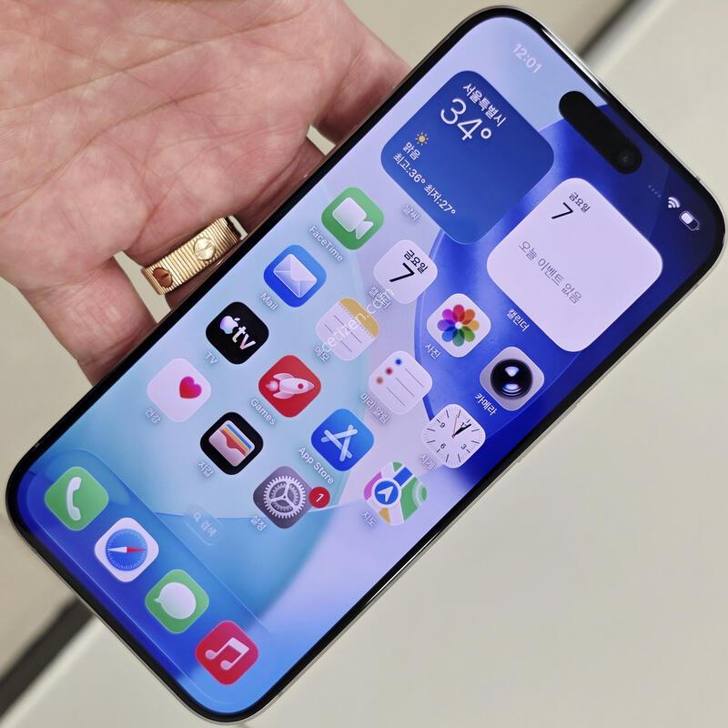 ������ 15���� ���� ƼŸ�� 256GB ����A�� �Ǹ�