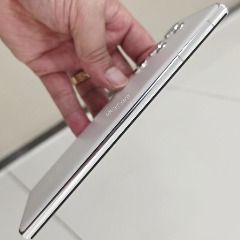 ������ S22 ��Ʈ�� ȭ��Ʈ 256GB