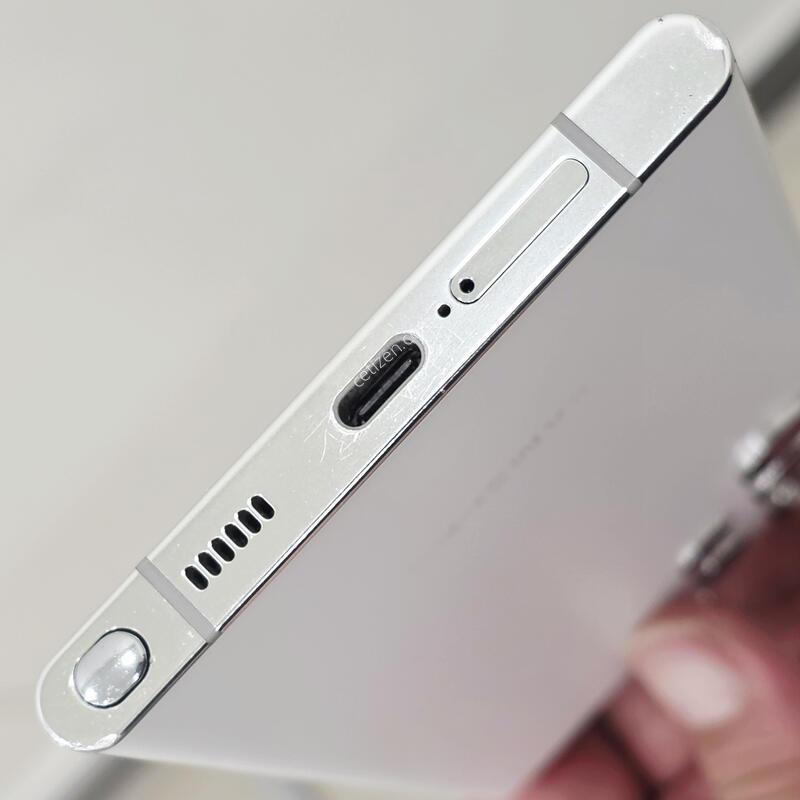 ������ S22 ��Ʈ�� ȭ��Ʈ 256GB