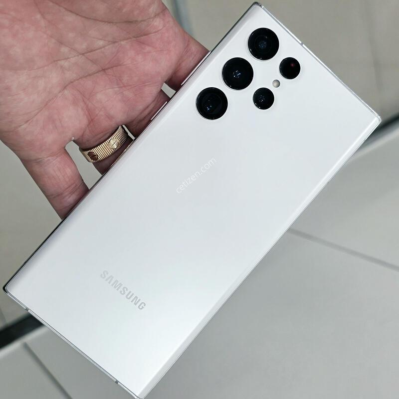 ������ S22 ��Ʈ�� ȭ��Ʈ 256GB