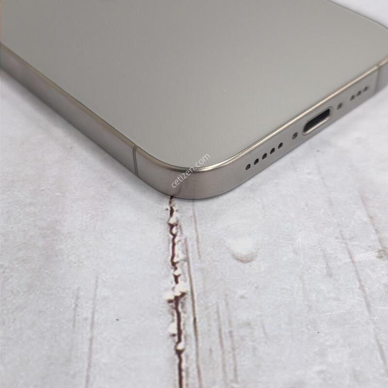 15���� 256GB