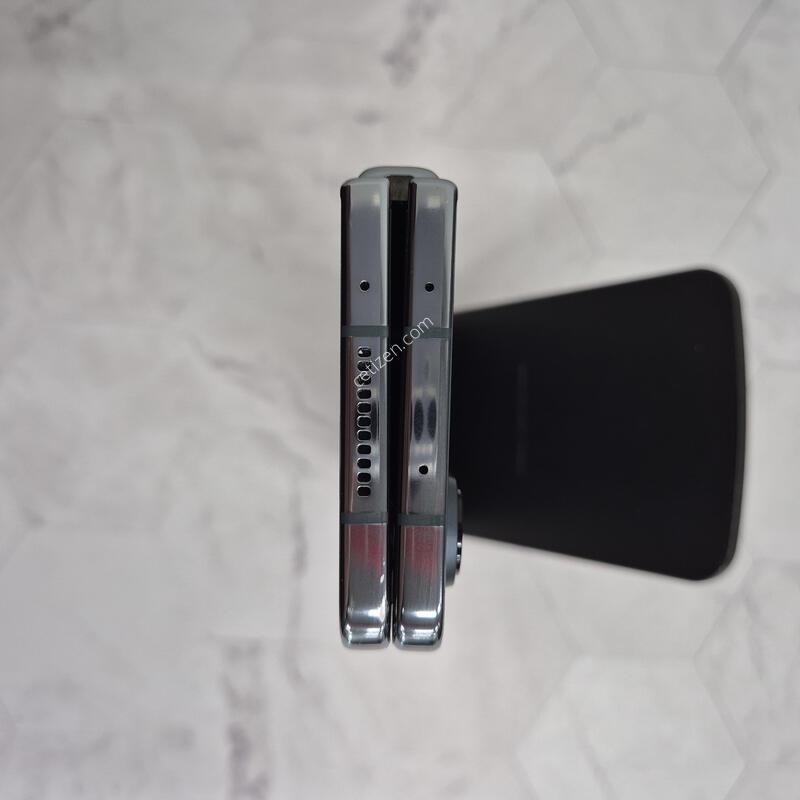 ������Z����4 �׷��� 512GB