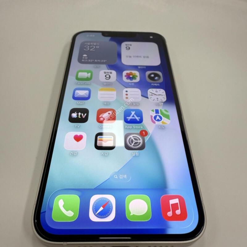 ������14 128GB ȭ��Ʈ �Ǹ��մϴ�.