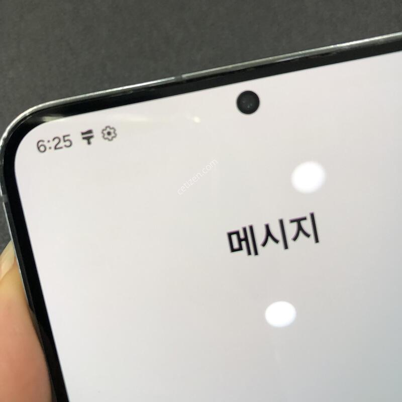 ������S23�÷��� �׸�,�����ϰ� �Ǹ��մϴ�