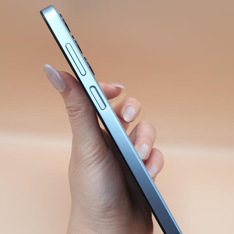 ������ ���̵�7 128�Ⱑ S�� �Ǹ��մϴ�-M156