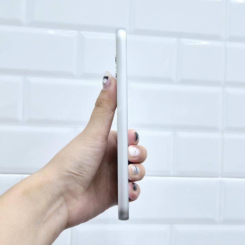 ����������4 ȭ��Ʈ 128GB