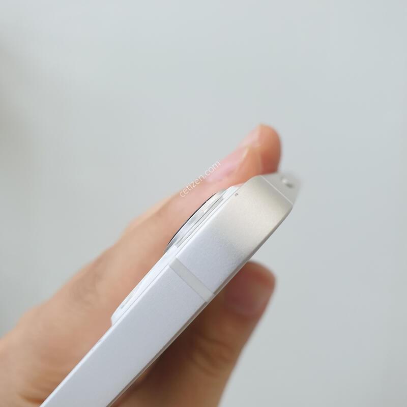 ������13 077