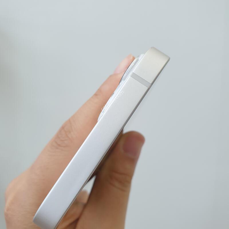 ������13 077