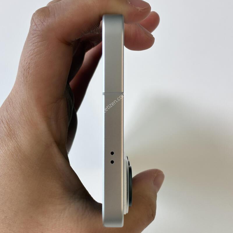 ������ S26�÷��� ȭ��Ʈ 256G ��������ǰ ������ �Ǹ��մϴ�.