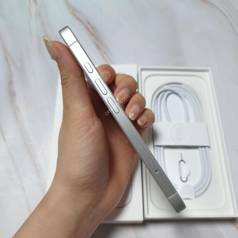 ������16 ȭ��Ʈ 256G A�� �̻�� Ǯ�ڽ� �Ǹ��մϴ�