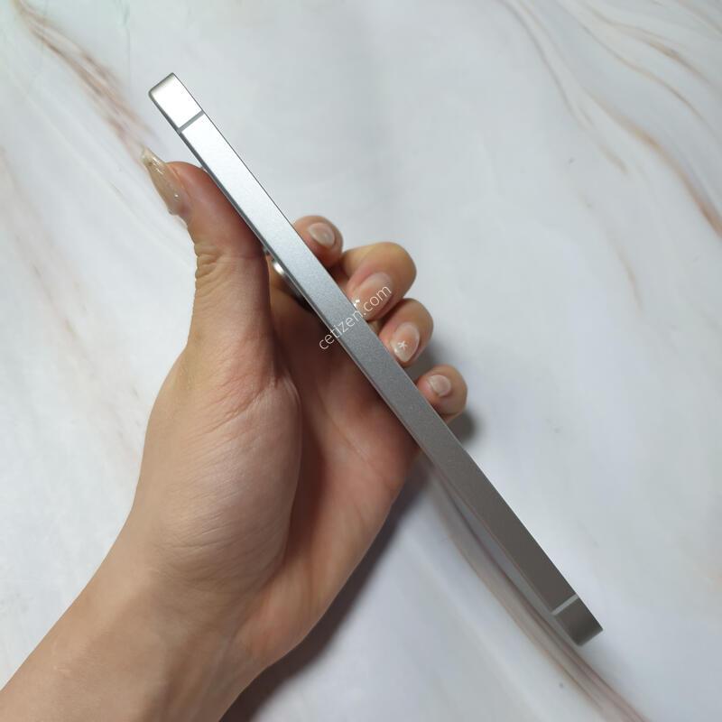 SK ������ S25FE ���� 256G ������ �Ǹ��մϴ�