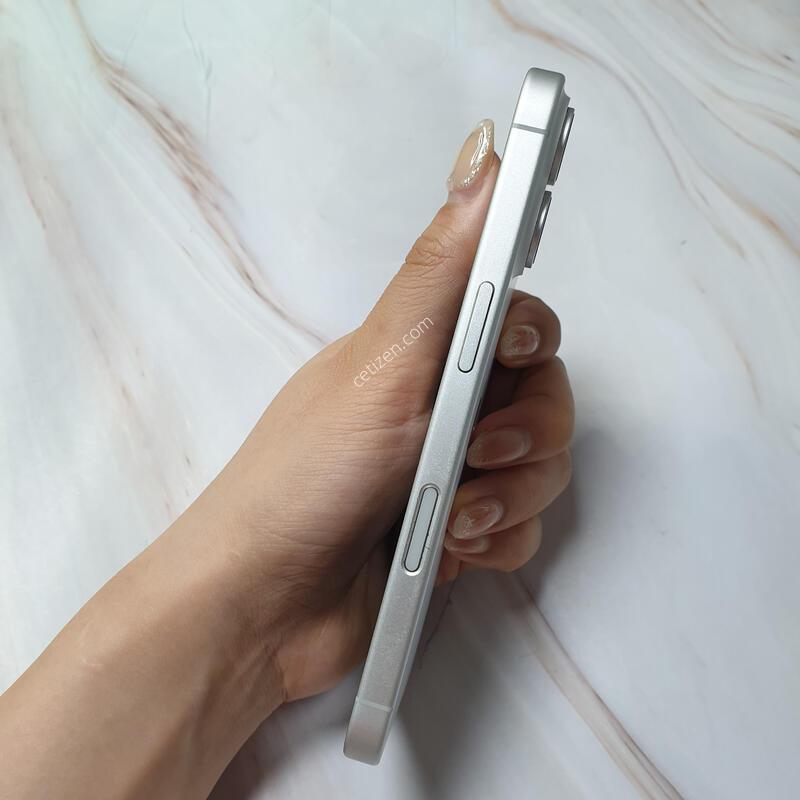 ������16 ȭ��Ʈ 128G A�� �Ǹ��մϴ�