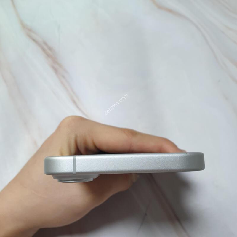 ������16 ȭ��Ʈ 128G A�� �Ǹ��մϴ�