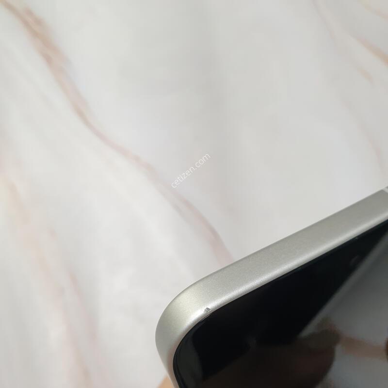 ������16 ȭ��Ʈ 128G A�� �Ǹ��մϴ�