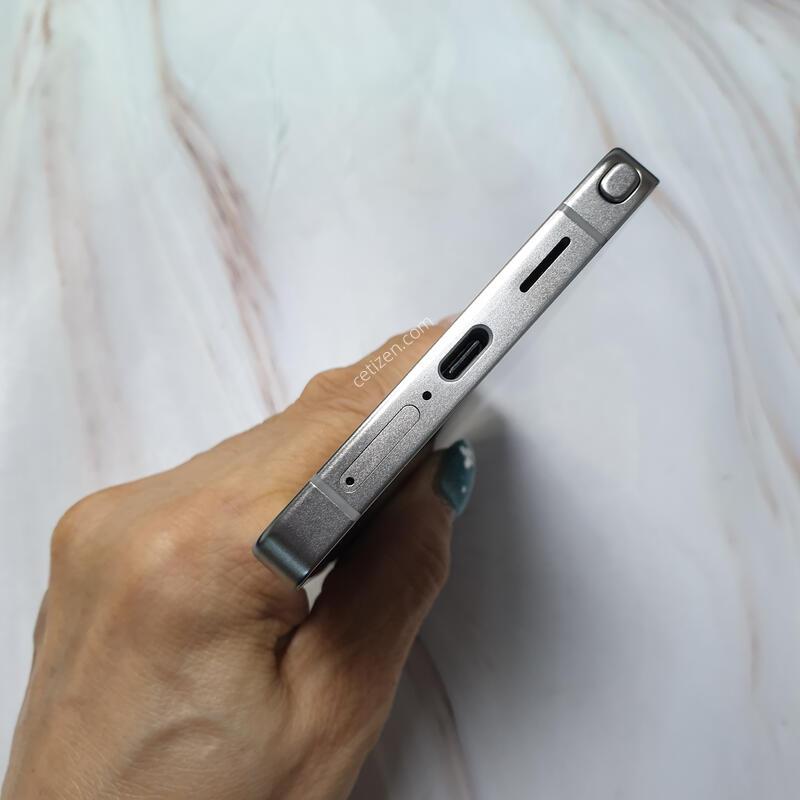 LG ������ S25��Ʈ�� ƼŸ���׷��� 512G S�� �Ǹ��մϴ�