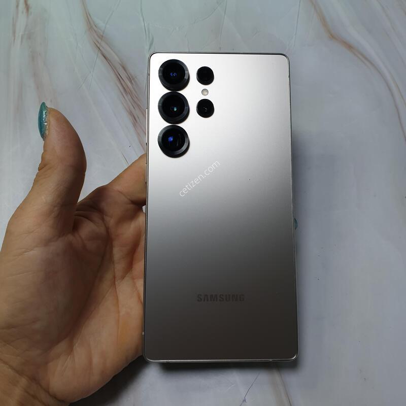 LG ������ S25��Ʈ�� ƼŸ���׷��� 512G S�� �Ǹ��մϴ�