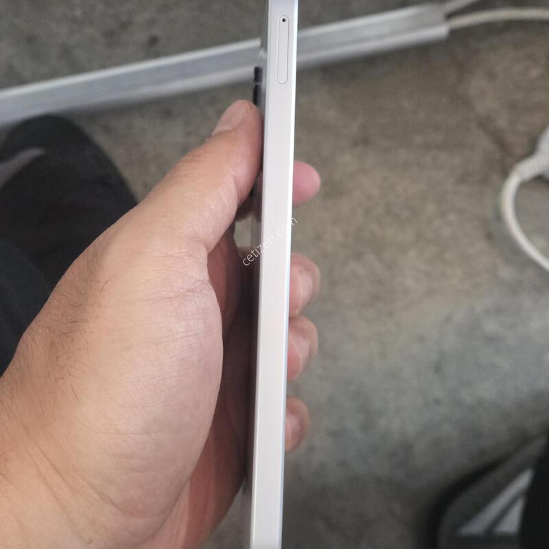 ������A16 (128GB) �˴ϴ� Ǯ�� S��