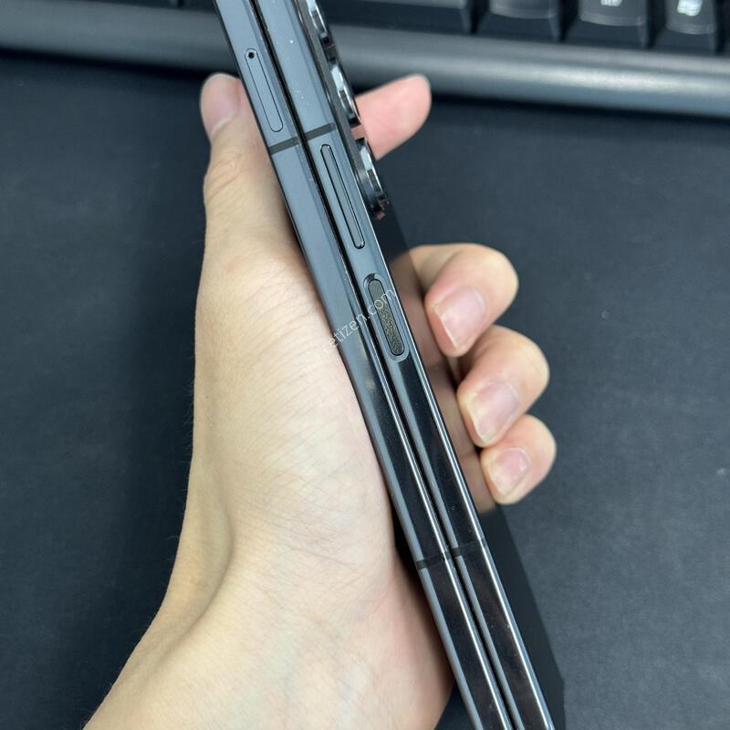 ������ z����5 512