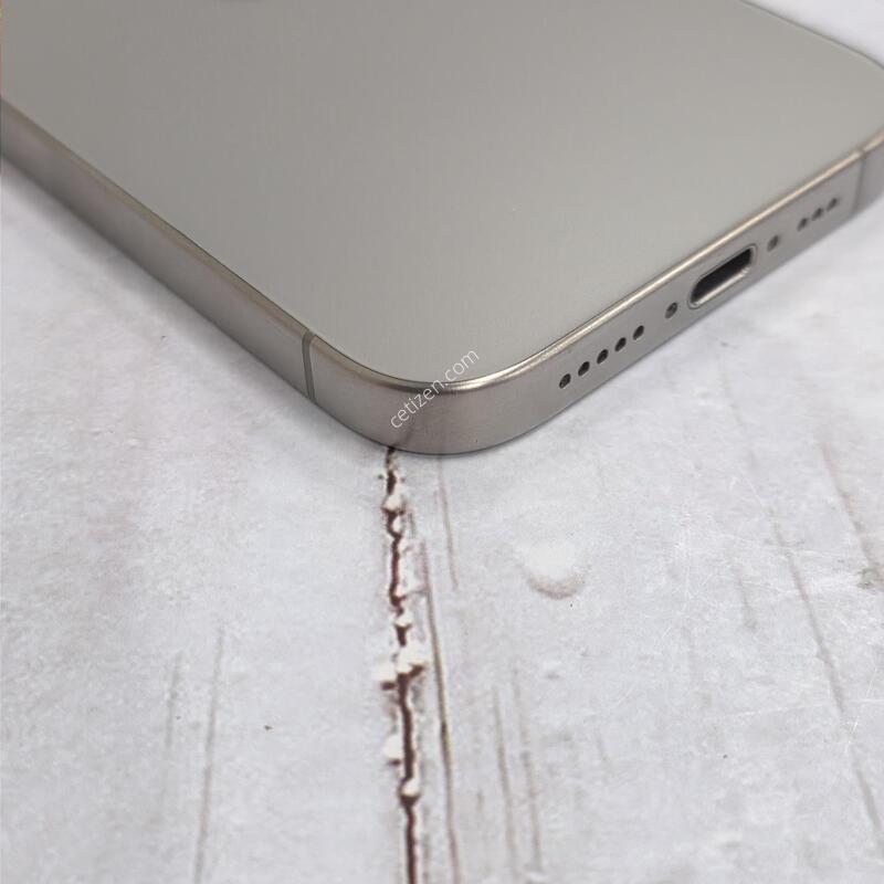 15���� 256GB