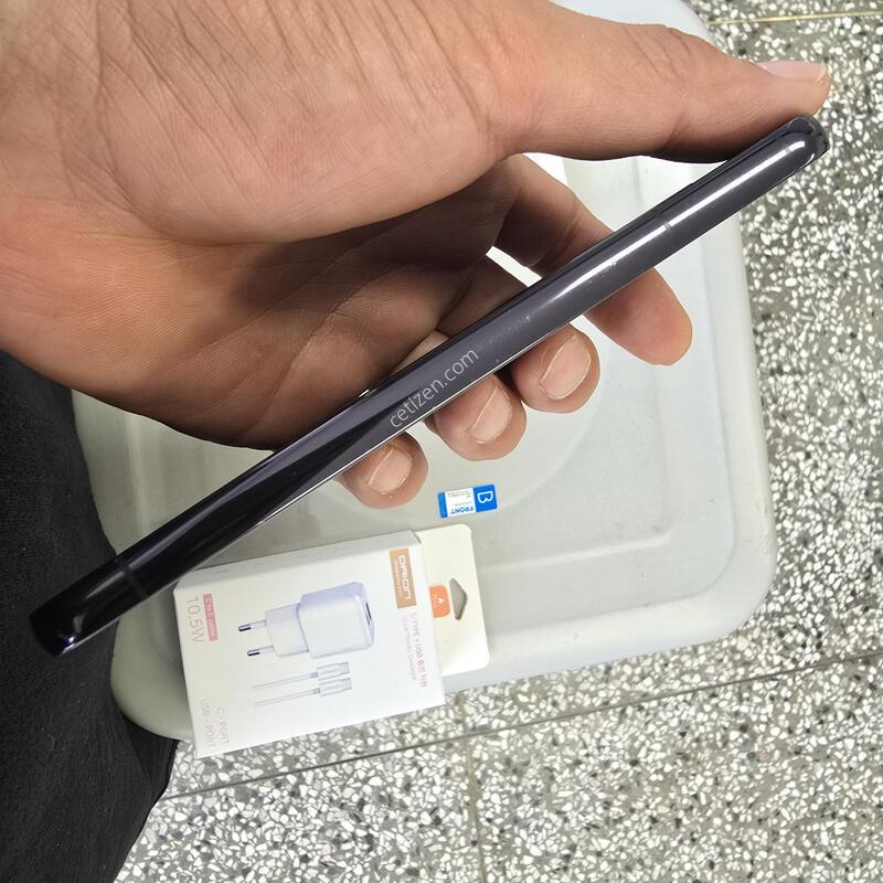 U+ S22(S901) 256G �������� ����� �˴ϴ�
