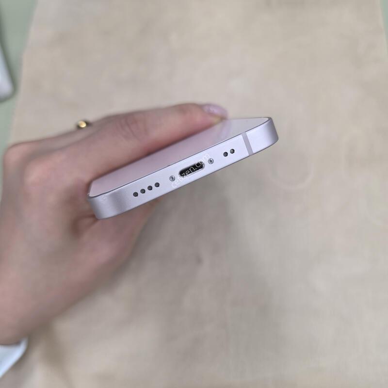 ������13 128 GB
