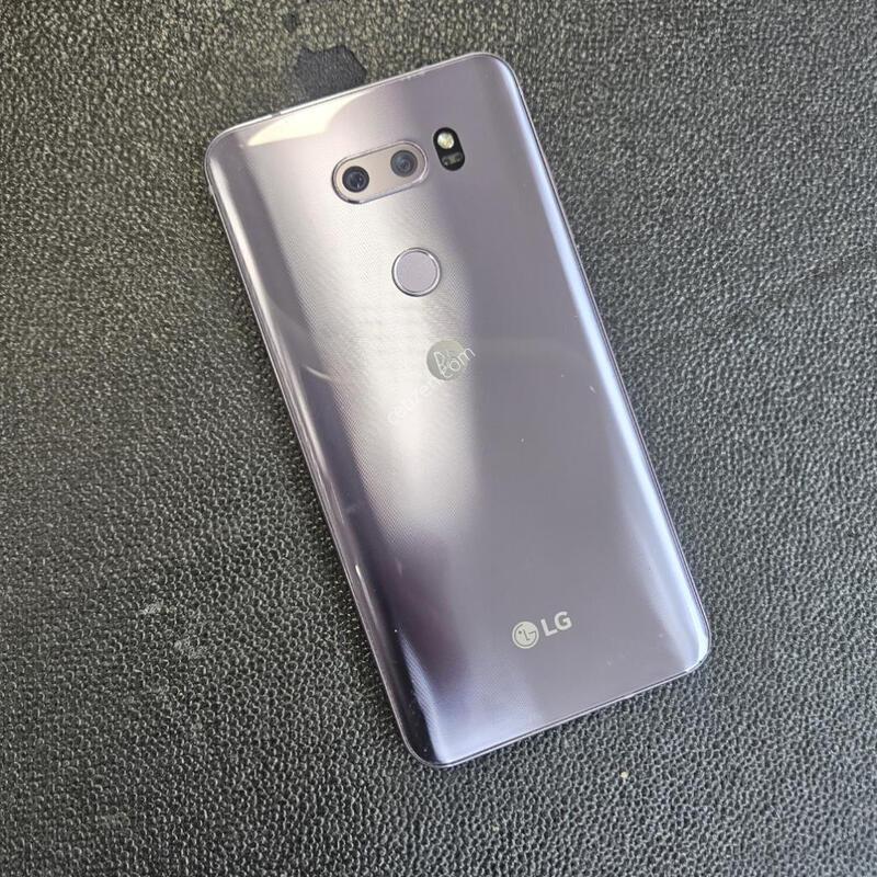 ������ ����V30S �������� �ܸ��� �߰���