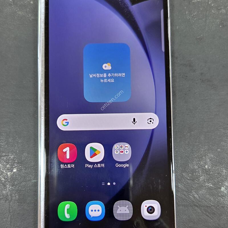 ����������5 ���̽����� 256GB �Ǹ��մϴ�.