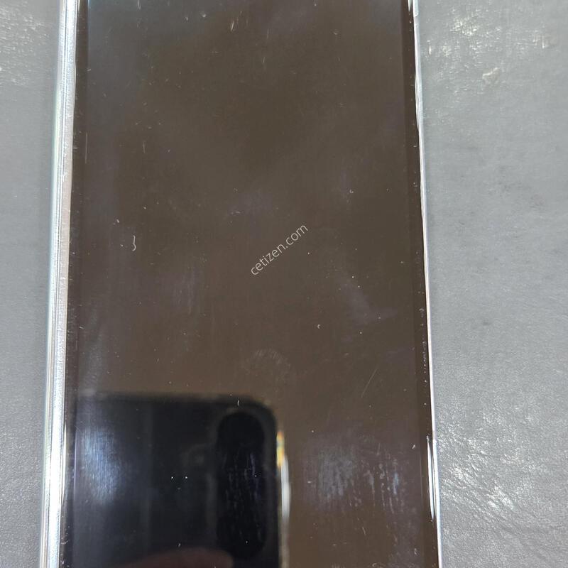 ����������5 ���̽����� 256GB �Ǹ��մϴ�.