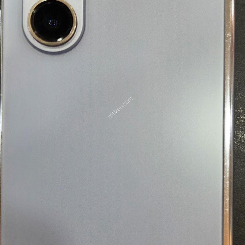 ����������5 ���̽����� 256GB �Ǹ��մϴ�.
