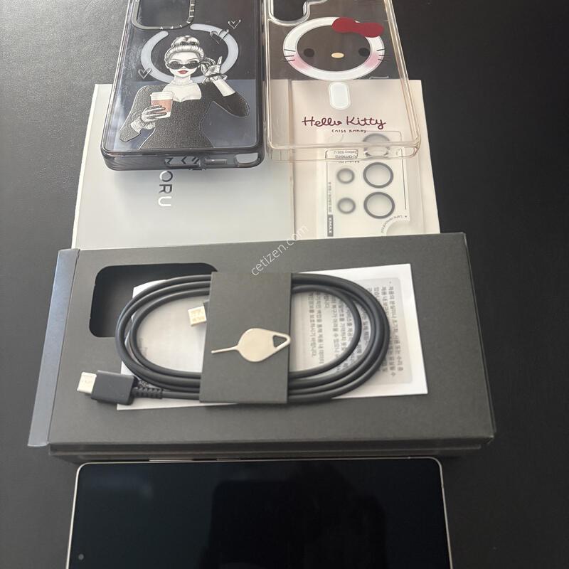 ������ S25 ��Ʈ�� ƼŸ���ǹ����� 256GB Ǯ�ڽ� �˴ϴ�