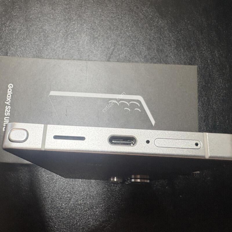 ������ S25 ��Ʈ�� ƼŸ���ǹ����� 256GB Ǯ�ڽ� �˴ϴ�
