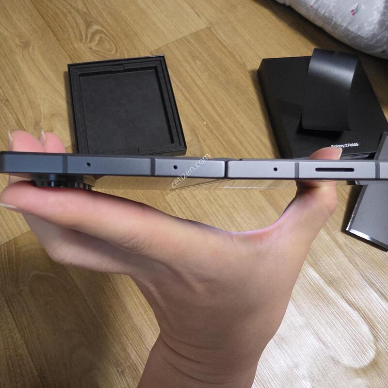 ������ Z����6 1TB ũ����Ƽ�� ���� �ڱ���